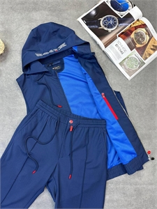 Прогулочный костюм KITON 138555