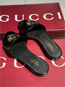 Тапочки GUCCI 139502