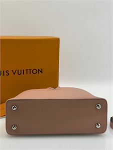 Сумка LOUIS VUITTON 139517