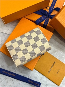 Кошелек LOUIS VUITTON 139555