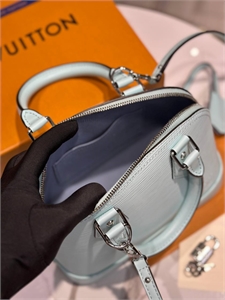 Сумка  LOUIS VUITTON 139586