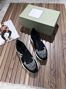 Кроссовки TF 139725