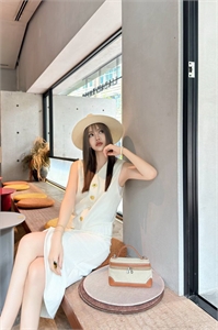 Костюм Schiaparelli 137128