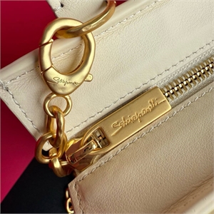 Сумка Schiaparelli 140688