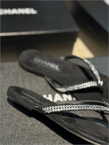 Сланцы CHANEL 141617