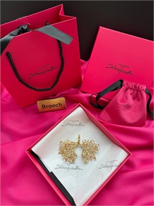 Брошь Schiaparelli 143646