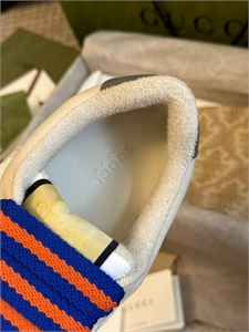 Кроссовки GUCCI 143749