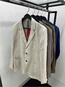 Классический костюм KITON (лен) 145398