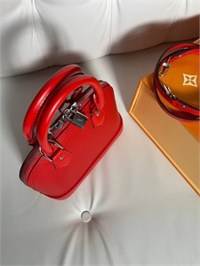 Сумка  LOUIS VUITTON 146338