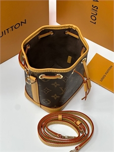 Сумка  LOUIS VUITTON 146449