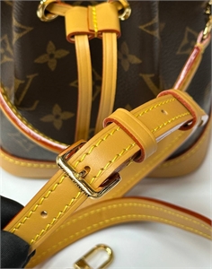 Сумка  LOUIS VUITTON 146449