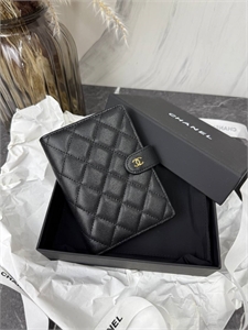 Обложка CHANEL 146542