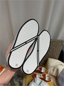 Кроссовки HERMES 146738