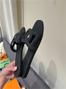 Тапочки HERMES 146823