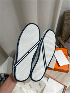 Кроссовки HERMES 147007