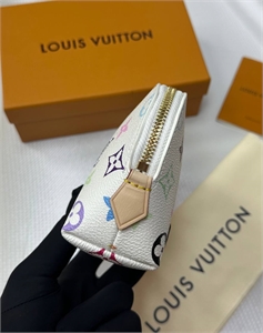 Косметичка LOUIS VUITTON 147465