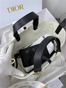 Сумка DIOR 147829