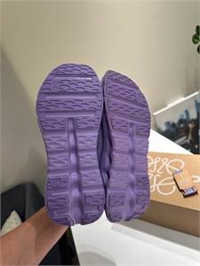 Кроссовки LOEWE 148049