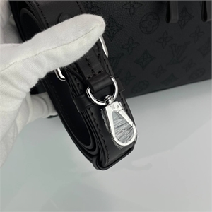 Сумка  LOUIS VUITTON 148184