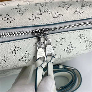 Сумка  LOUIS VUITTON 148212