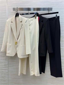 Костюм Schiaparelli 148535 - фото 306973