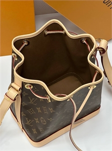 Сумка  LOUIS VUITTON 148815
