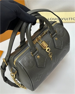 Сумка  LOUIS VUITTON 149989 - фото 313234