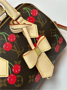 Сумка  LOUIS VUITTON 150012