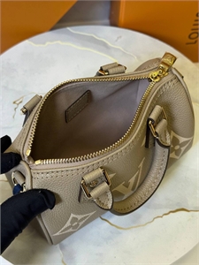 Сумка  LOUIS VUITTON 150442