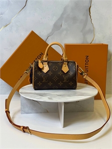 Сумка  LOUIS VUITTON 150448