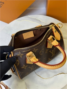 Сумка  LOUIS VUITTON 150448