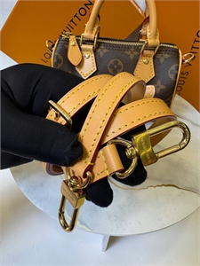 Сумка  LOUIS VUITTON 150448