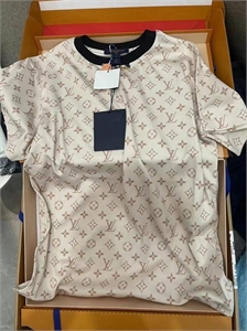 Футболка LOUIS VUITTON 150764 - фото 318282