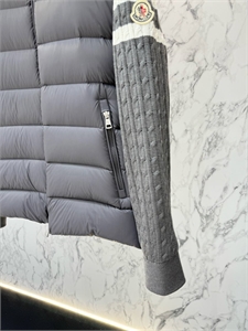 куртка MONCLER 151385