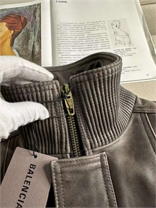 Куртка BALENCIAGA 153074