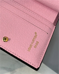 Кошелек LOUIS VUITTON 153315