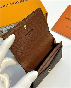 Кошелек LOUIS VUITTON 153636