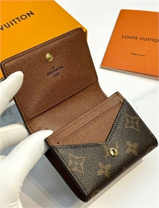 Кошелек LOUIS VUITTON 153636