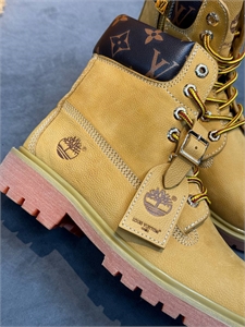 Ботинки LOUIS VUITTON 154426