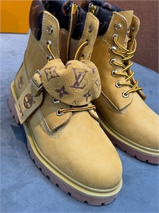 Ботинки LOUIS VUITTON 154426