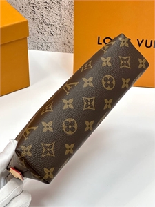 Косметичка LOUIS VUITTON 154438