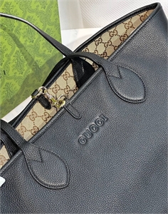 Сумка GUCCI Двусторонняя 154687