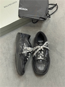 Кроссовки BALENCIAGA 154801 - фото 339589