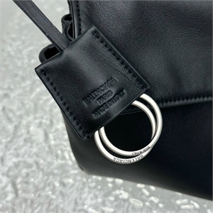 Сумка BALENCIAGA Маленькая 155179