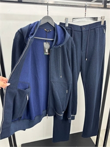 Спортивный костюм SR из кашемира 155340