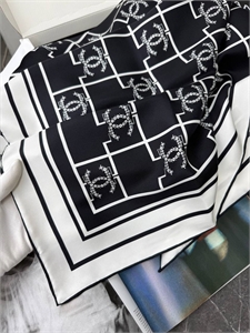 Платок CHANEL Шелк 155552
