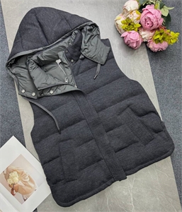 Жилетка BRUNELLO CUCINELLI 155571 - фото 344796