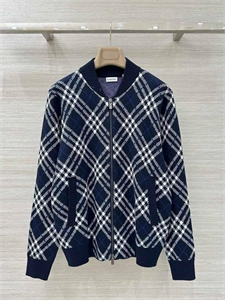 Бомбер BURBERRY 155621 - фото 345143