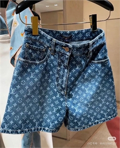 Шорты LOUIS VUITTON 155703 - фото 345600
