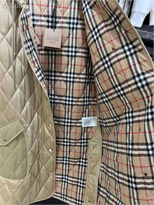 Плащ BURBERRY 156239